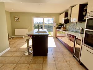 Breakfast Kitchen- click for photo gallery